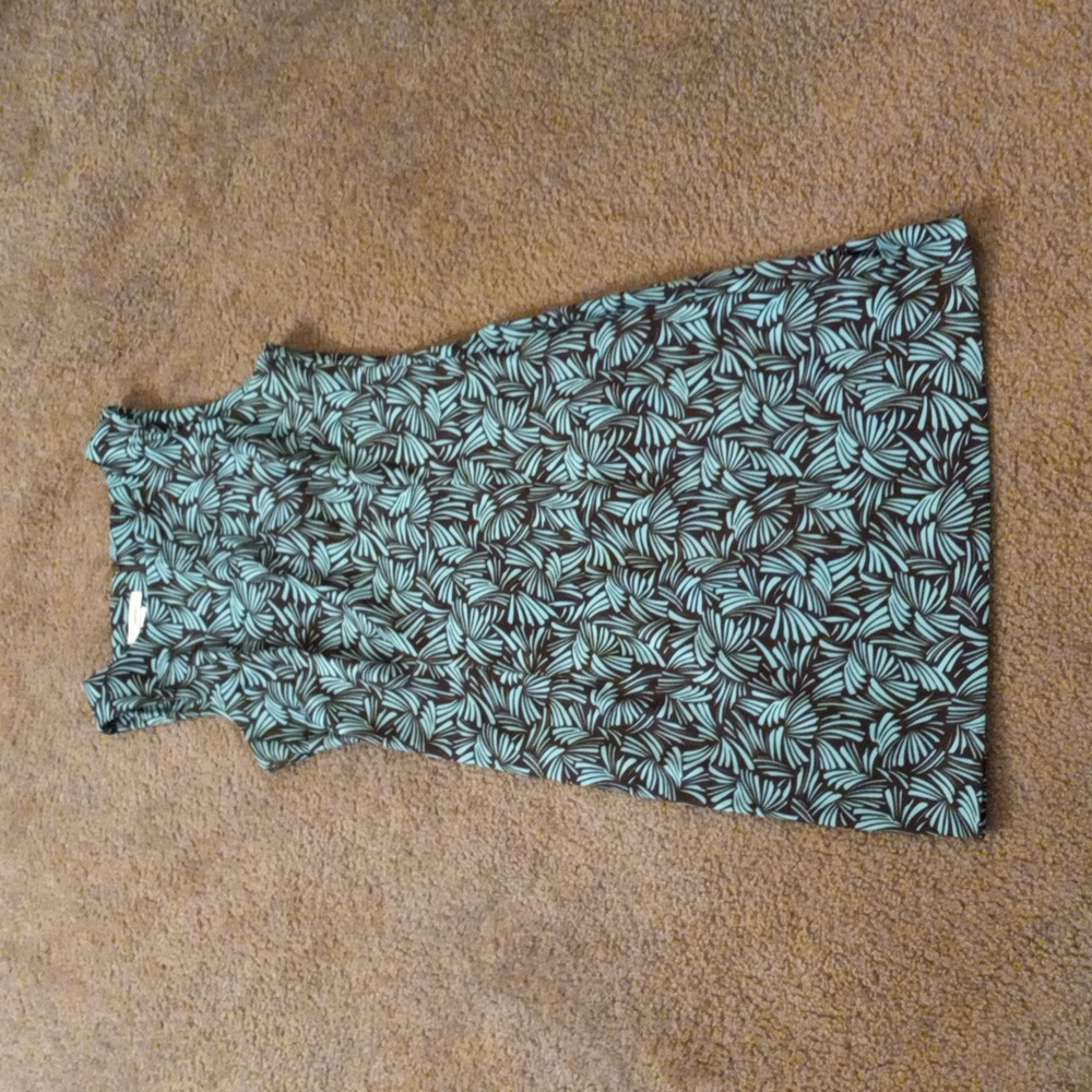 Palm leaf inspired Dress Barn size 10 with invisible zipper dress